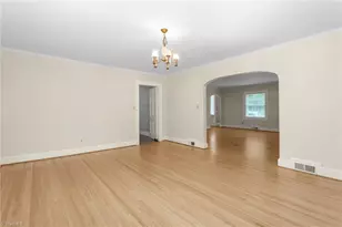 115 Albright Ave, Graham, NC 27253 - Photo 9