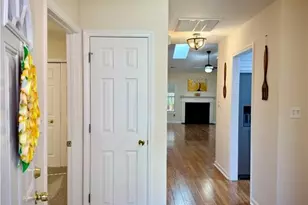 148 Wyndham Ct, High Point, NC 27265 - Photo 3