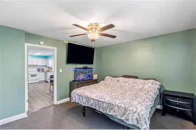 2401 Waverly Court, High Point, NC 27262 - Photo 17