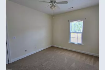 6 Viburnum Lane, Greensboro, NC 27455 - Photo 17