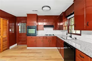 2776 Reynolds Park Rd, Winston-Salem, NC 27107 - Photo 9