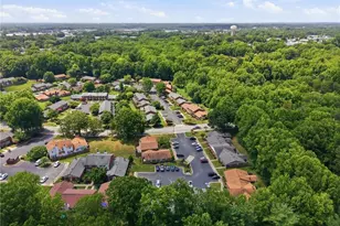 4932 Tower Rd, Greensboro, NC 27410 - Photo 37