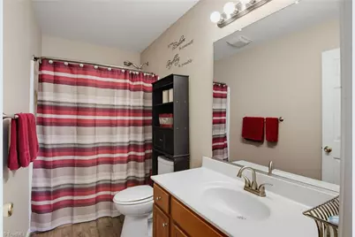 901 Glen Gate Circle, Kernersville, NC 27284 - Photo 21