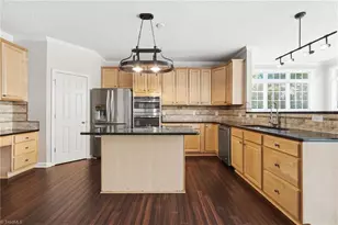 4380 Peaceford Glen Dr, High Point, NC 27265 - Photo 11