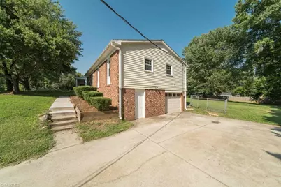 3181 Bethel Church Road, Kernersville, NC 27284 - Photo 23