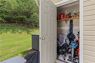 6518 Ashebrook Dr, High Point, NC 27265 - Photo 25