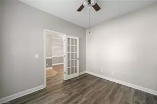 5817 Fox Point Cir, Winston-Salem, NC 27104 - Photo 7