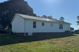 272 Shepps Boat Dock Rd, Lexington, NC 27292 - Photo 5