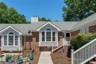 2050 E Hearthwood Ct, Greensboro, NC 27407 - Photo 3