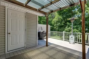 2050 E Hearthwood Ct, Greensboro, NC 27407 - Photo 27