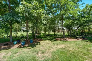 2050 E Hearthwood Ct, Greensboro, NC 27407 - Photo 31