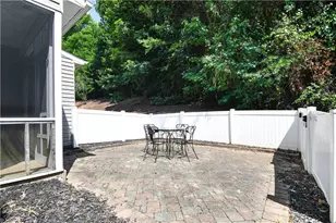 1921 B Fleming Rd, Greensboro, NC 27410 - Photo 19