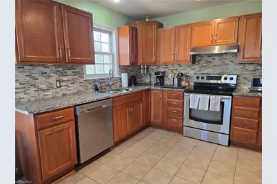 2837 Bridgeport Drive, Winston-Salem, NC 27103 - Photo 9