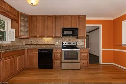 5406 Courtfield Drive, Greensboro, NC 27455 - Photo 19