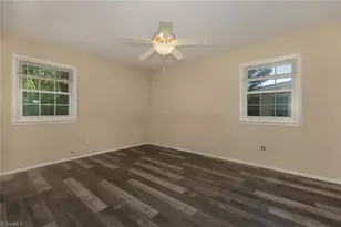5406 Courtfield Dr, Greensboro, NC 27455 - Photo 29