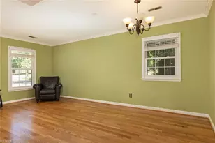 5406 Courtfield Dr, Greensboro, NC 27455 - Photo 9