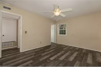 5406 Courtfield Drive, Greensboro, NC 27455 - Photo 31