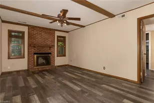 5406 Courtfield Dr, Greensboro, NC 27455 - Photo 23