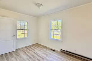 1512 Andover Ave, Greensboro, NC 27405 - Photo 9