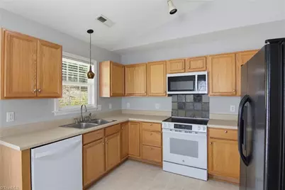 1965 Camden Forest Drive, Winston-Salem, NC 27127 - Photo 9