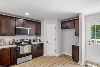 912 Roosevelt Street, Winston-Salem, NC 27105 - Photo 11