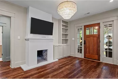 511 Charter Place, Greensboro, NC 27405 - Photo 7