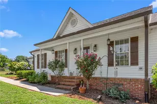 207 Whitestone Dr, Greensboro, NC 27455 - Photo 5