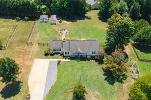 207 Whitestone Dr, Greensboro, NC 27455 - Photo 39