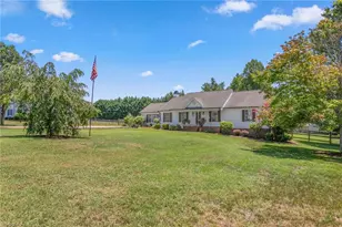 207 Whitestone Dr, Greensboro, NC 27455 - Photo 3