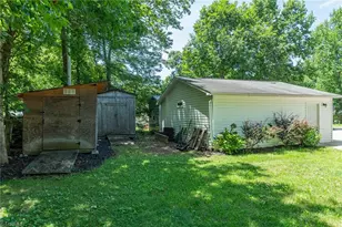 445 Lester Dr, Lexington, NC 27292 - Photo 33