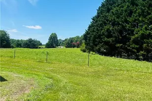 2062 Pell Rd, Westfield, NC 27053 - Photo 23