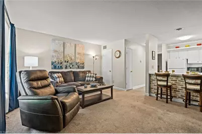 1107 Robin Hood Road #B, High Point, NC 27262 - Photo 3