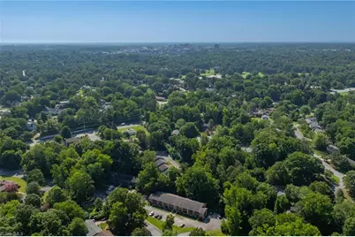 1107 Robin Hood Road #B, High Point, NC 27262 - Photo 13
