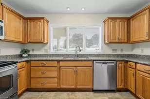 4556 Shattalon Dr, Winston-Salem, NC 27106 - Photo 17