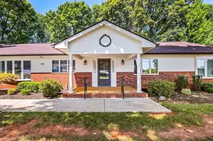 4556 Shattalon Dr, Winston-Salem, NC 27106 - Photo 5