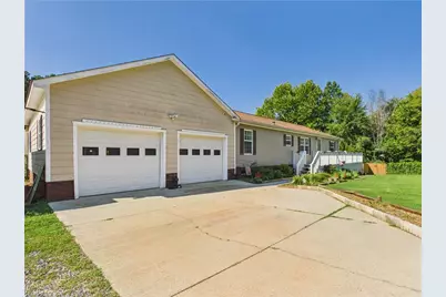 504 Nc Highway 62, Pleasant Garden, NC 27313 - Photo 7