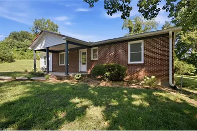 3123 Castle Avenue, Hickory, NC 28601 - Photo 23