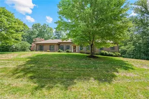 913 Colonial Hts, North Wilkesboro, NC 28659 - Photo 3