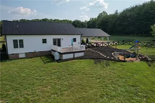 1004 Tilley Farm Rd, Pinnacle, NC 27043 - Photo 21