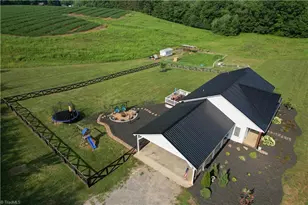 1004 Tilley Farm Rd, Pinnacle, NC 27043 - Photo 17