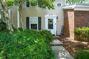 2667 Cottage Pl, Greensboro, NC 27455 - Photo 3