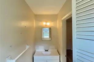 553 Heatherton Ln, Rural Hall, NC 27045 - Photo 9
