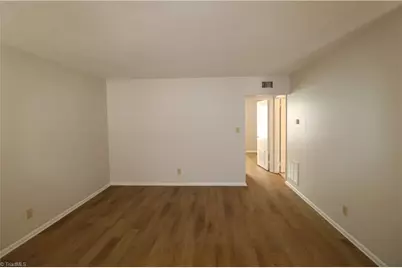 3822-K Country Club Road, Winston-Salem, NC 27104 - Photo 3