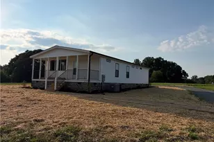 1250 Austin Little Mountain Rd, Ronda, NC 28670 - Photo 3