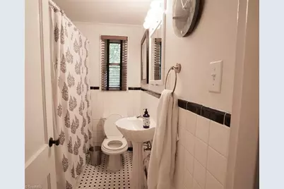 1306 Eaton Place #B, High Point, NC 27262 - Photo 7