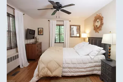 1306 Eaton Place #B, High Point, NC 27262 - Photo 5