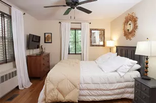 1306 Eaton Pl, High Point, NC 27262 - Photo 5