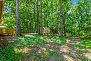 1279 Piney Grv Rd, Kernersville, NC 27284 - Photo 25