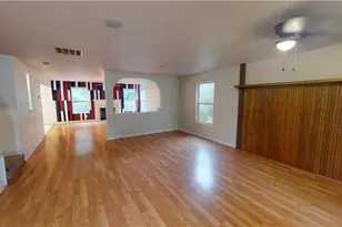 4209 Oak Pointe Dr, Winston-Salem, NC 27105 - Photo 3