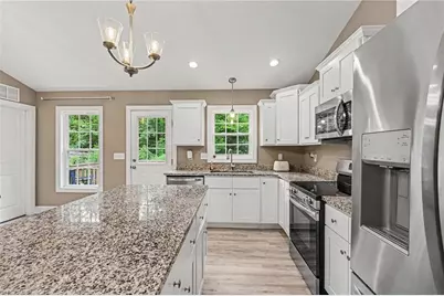 344 Springs Grove Lane, Thomasville, NC 27360 - Photo 9